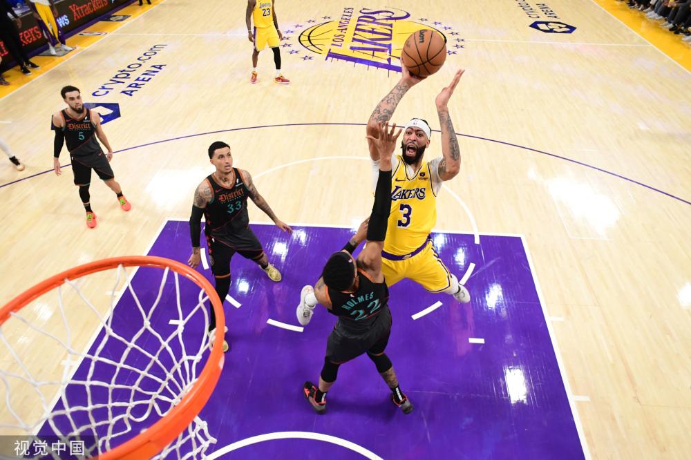 在赛季初的 在赛季初的